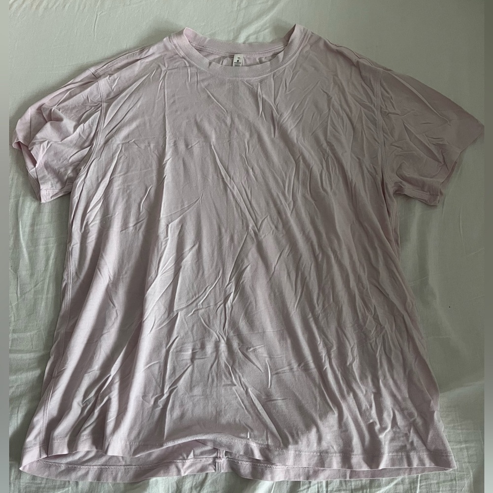 Lululemon T-Shirt